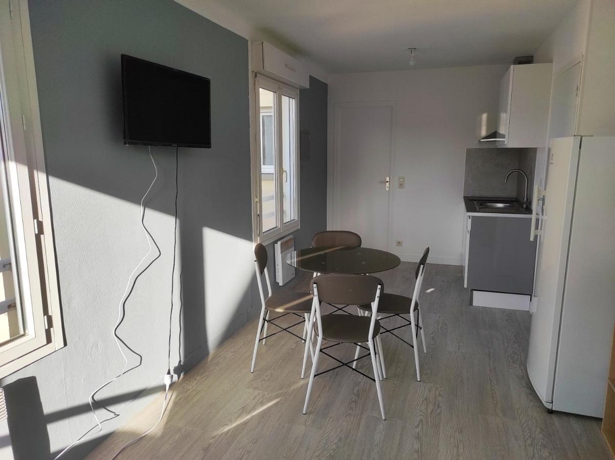 Le Mat Studio Salle De Sport Apartment Saint-Meloir-des-Ondes Exterior photo